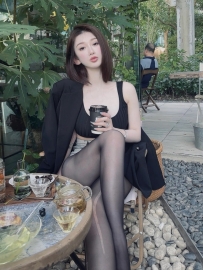 中部喝茶 南楓 166/D/48/25歲  大奶誘人 黑絲尤物 模特級別的美豔肉體